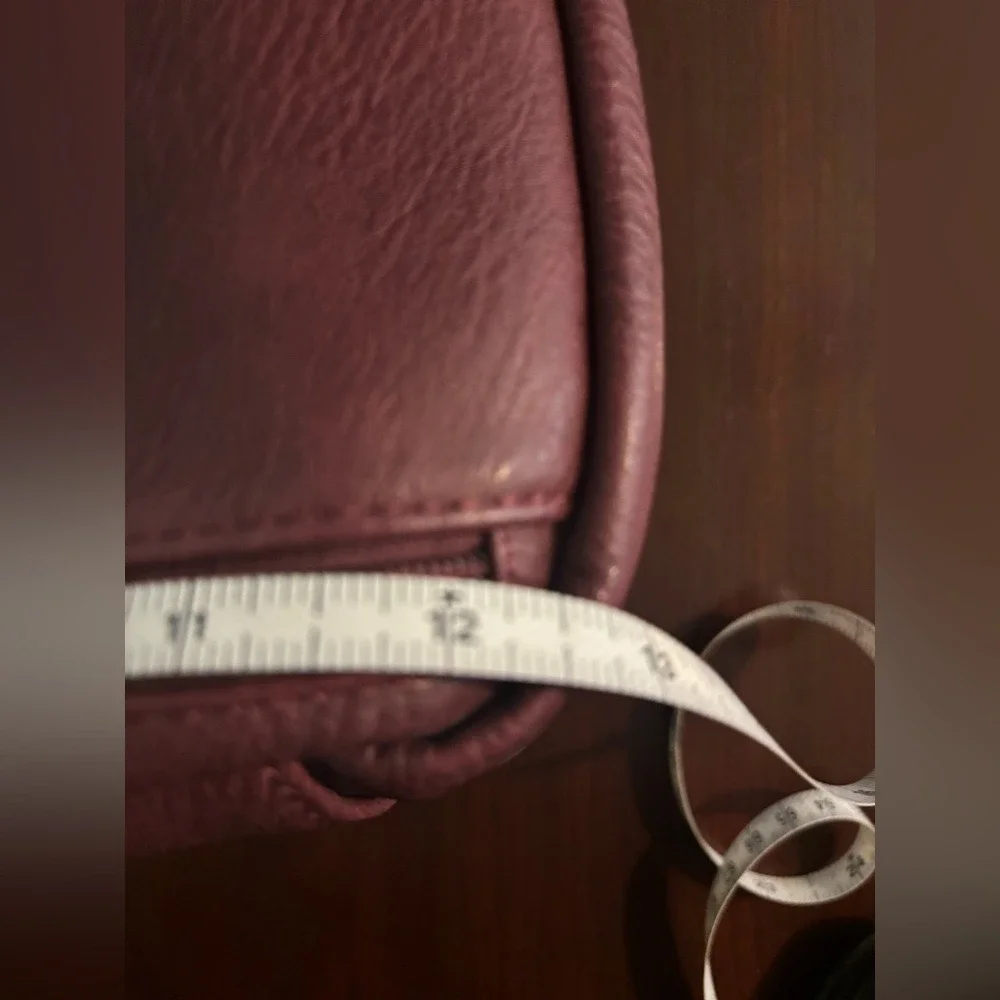 Elle Concealed Carry Hobo Bag Lockable‎ Adjustable Strap Faux Leather Burgundy